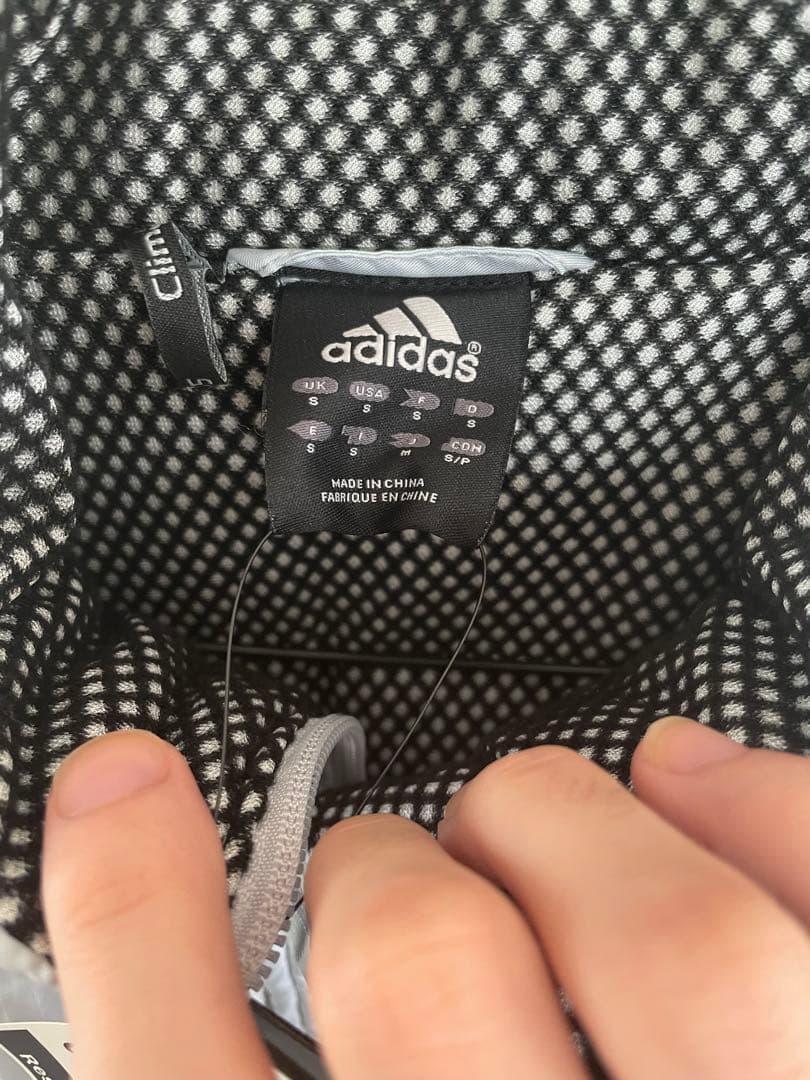 日本代表ベンチコート　新品タグ付き