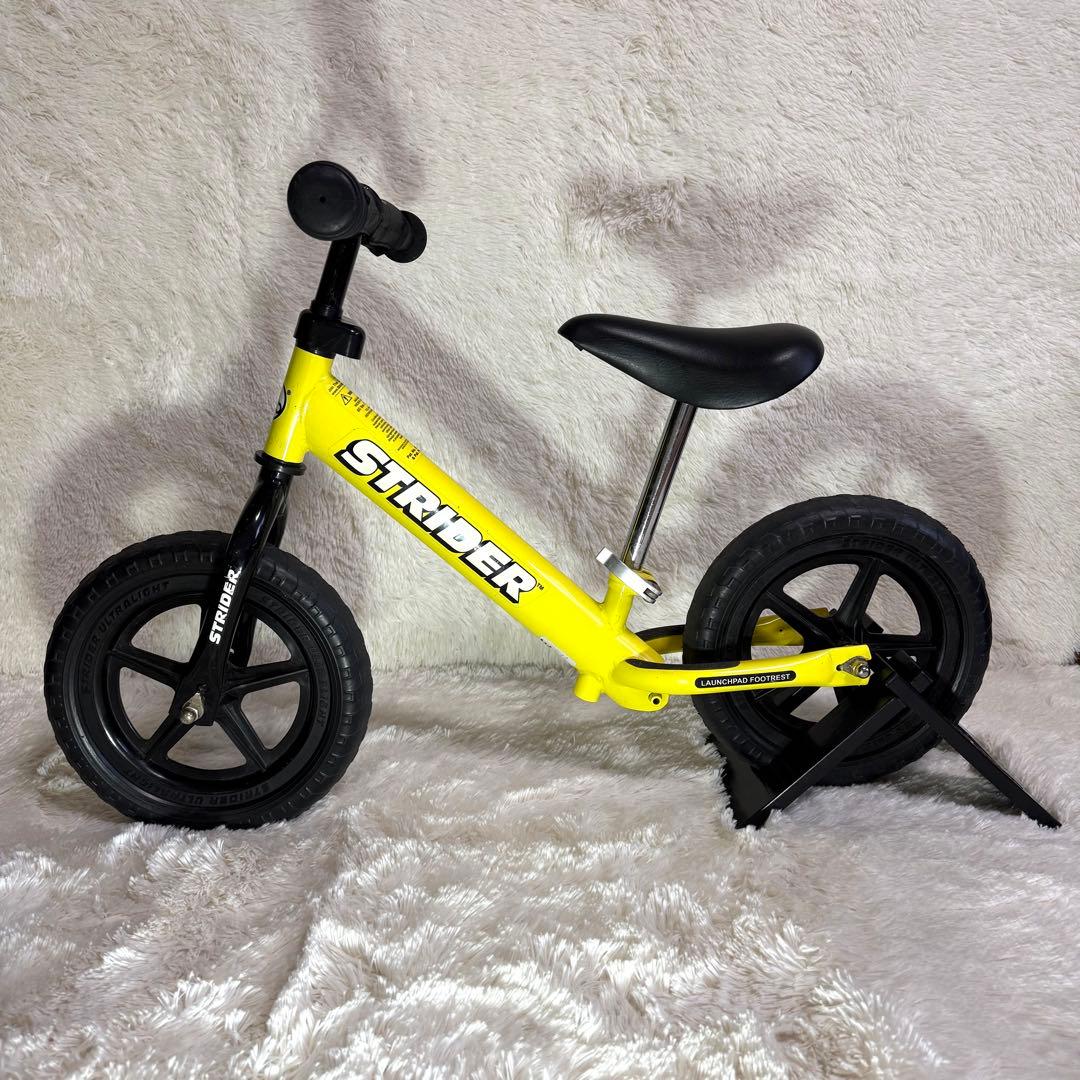 STRIDER ストライダー　バランスバイク イエロー　黄色　美品