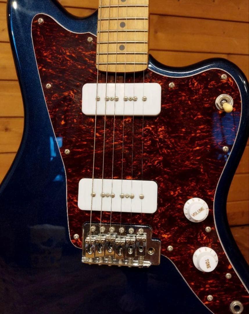 エレキギター 青 シングルコイル
