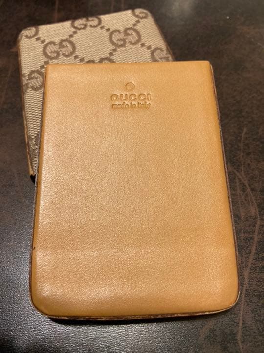 グッチ 名刺入れ GUCCI　GGキャンパス　スライド式