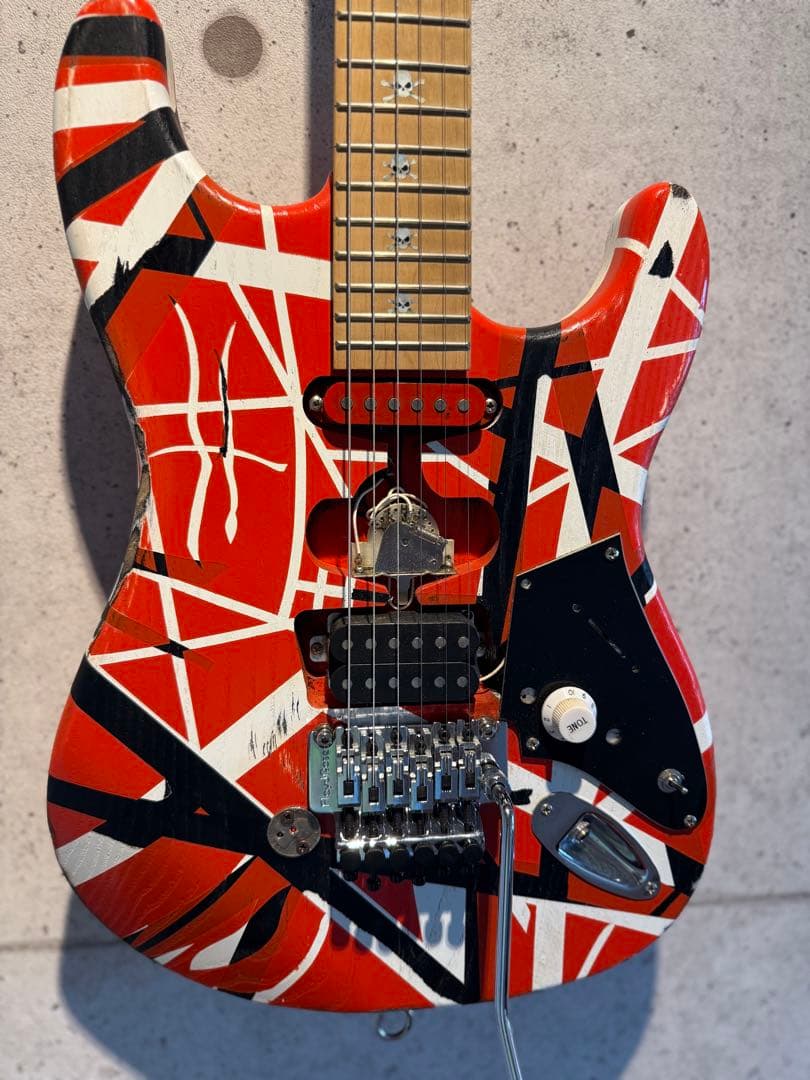 ストラト Van Halenレリックギター　JUMP