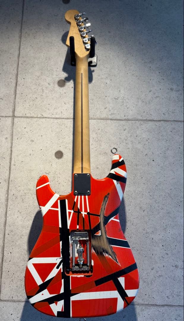 ストラト Van Halenレリックギター　JUMP