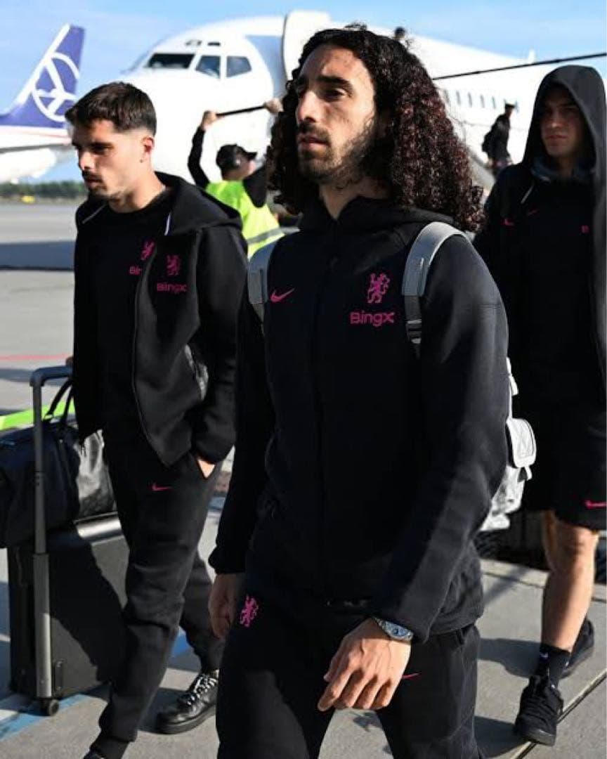 NIKE チェルシー　テックフリース パーカー