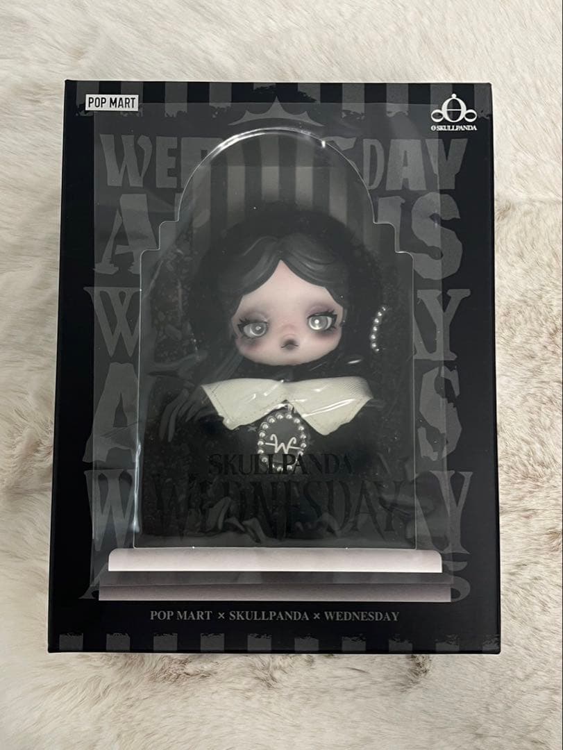 POPMART SKULLPANDA Wednesday NY限定スカルパンダ③
