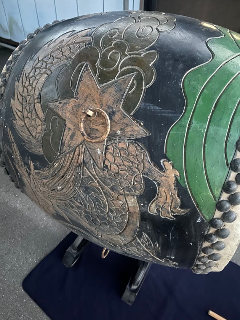 大太鼓　長胴太鼓　和太鼓　星と龍の彫刻　直径約６０cm