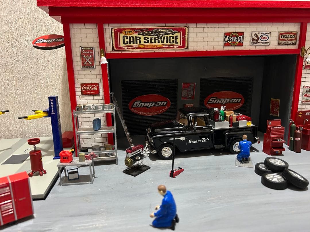 電動リフト　1/24、スナップオントラック、 ディスプレイはおまけ