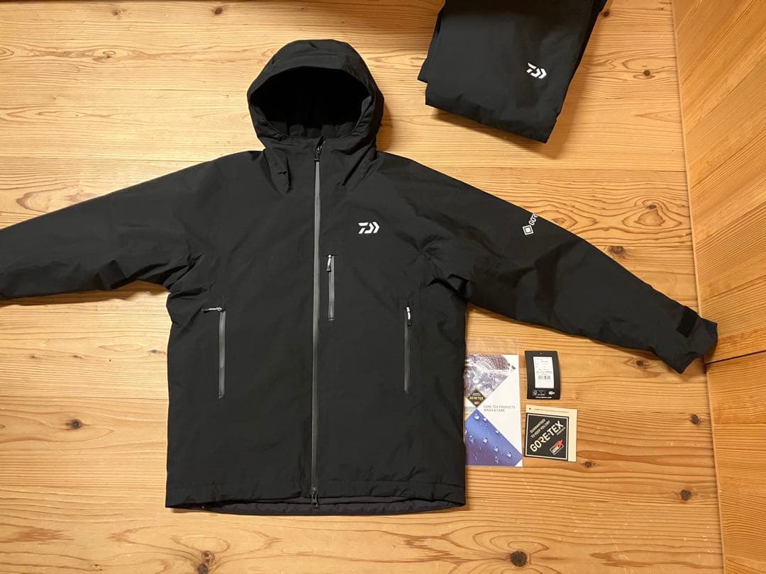 DW-1925 GORE-TEX バーサタイルウィンタースーツ