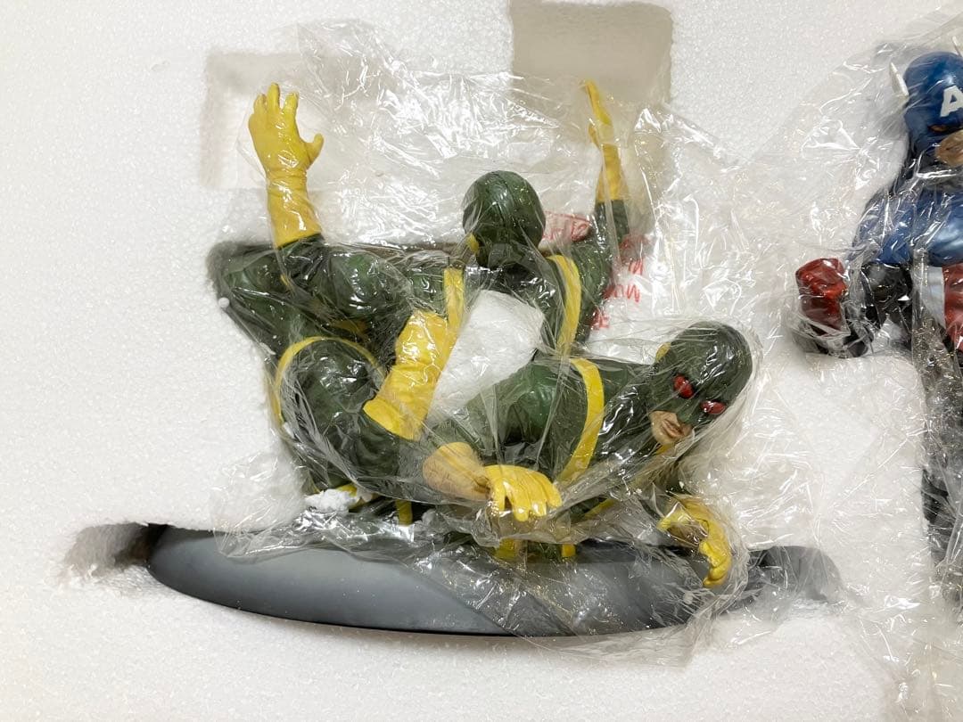 1000体限定　ニューキャプテンアメリカ　コトブキヤ　ファインアートスタチュー