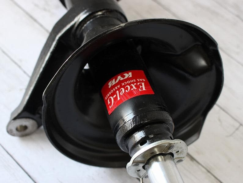 未使用 KYB 331051 Excel-G ガスストラット