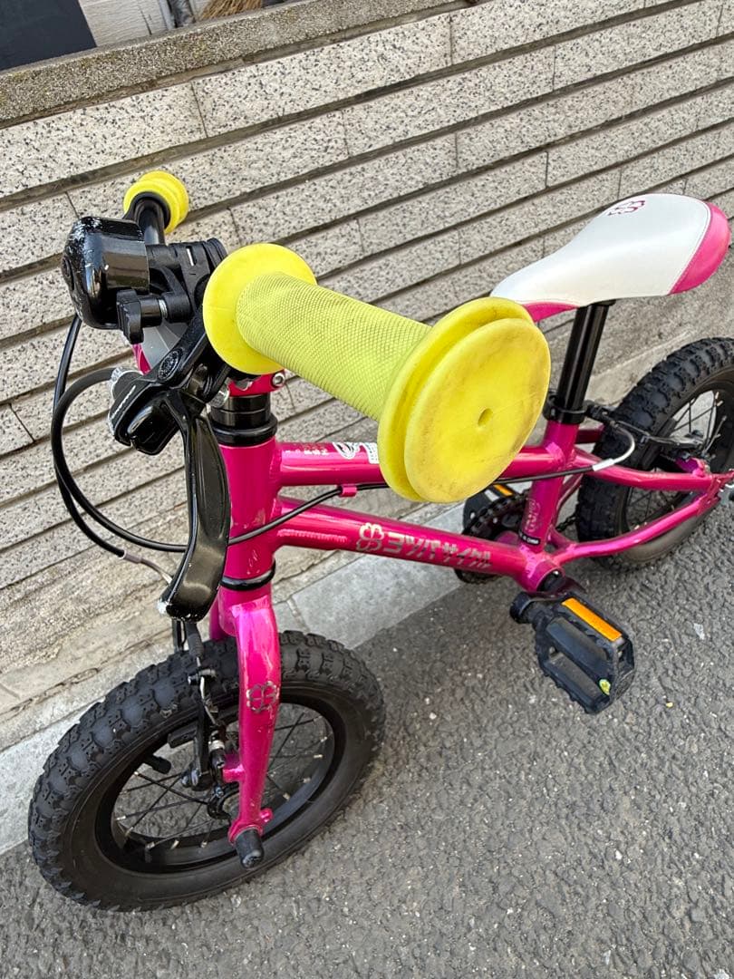 ヨツバサイクル　12インチ