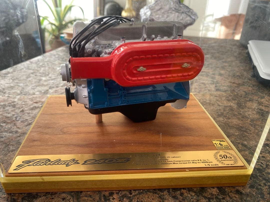 Nissan Fairlady 240Z 1/6スケールモデル　フェアレディ