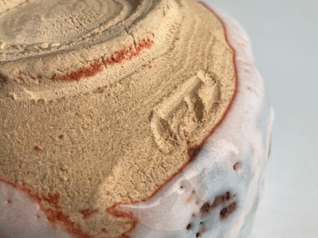 陶芸家　安藤日出武　志野茶碗　茶盌　抹茶碗　共箱　志野　鼠志野　美濃　桃山