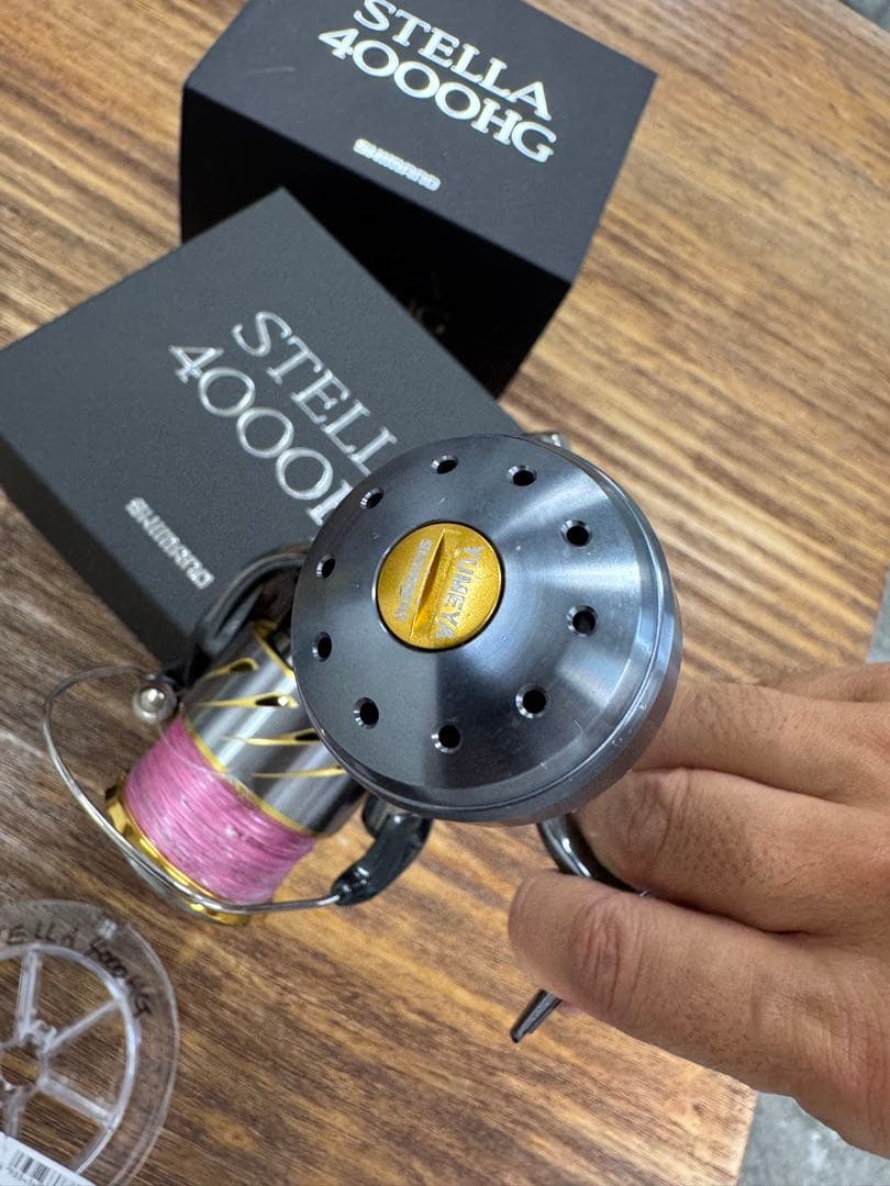 み*こ様 【極上品】14'ステラ4000HGパワーハンドルノブカスタム、スペアス