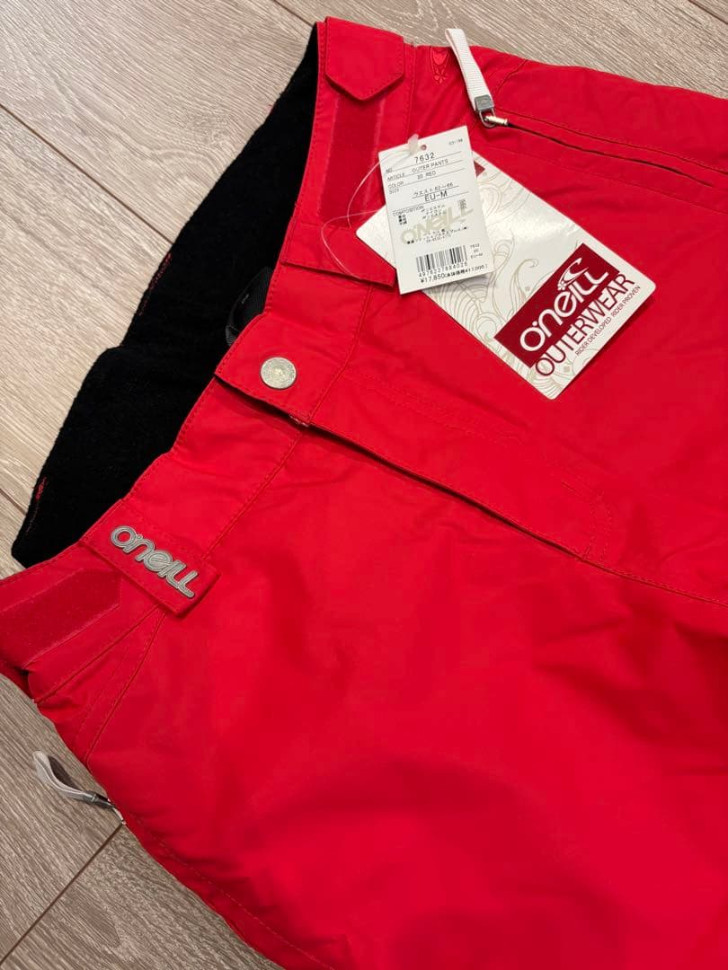 O'Neill スノボーウェア レッド　新品