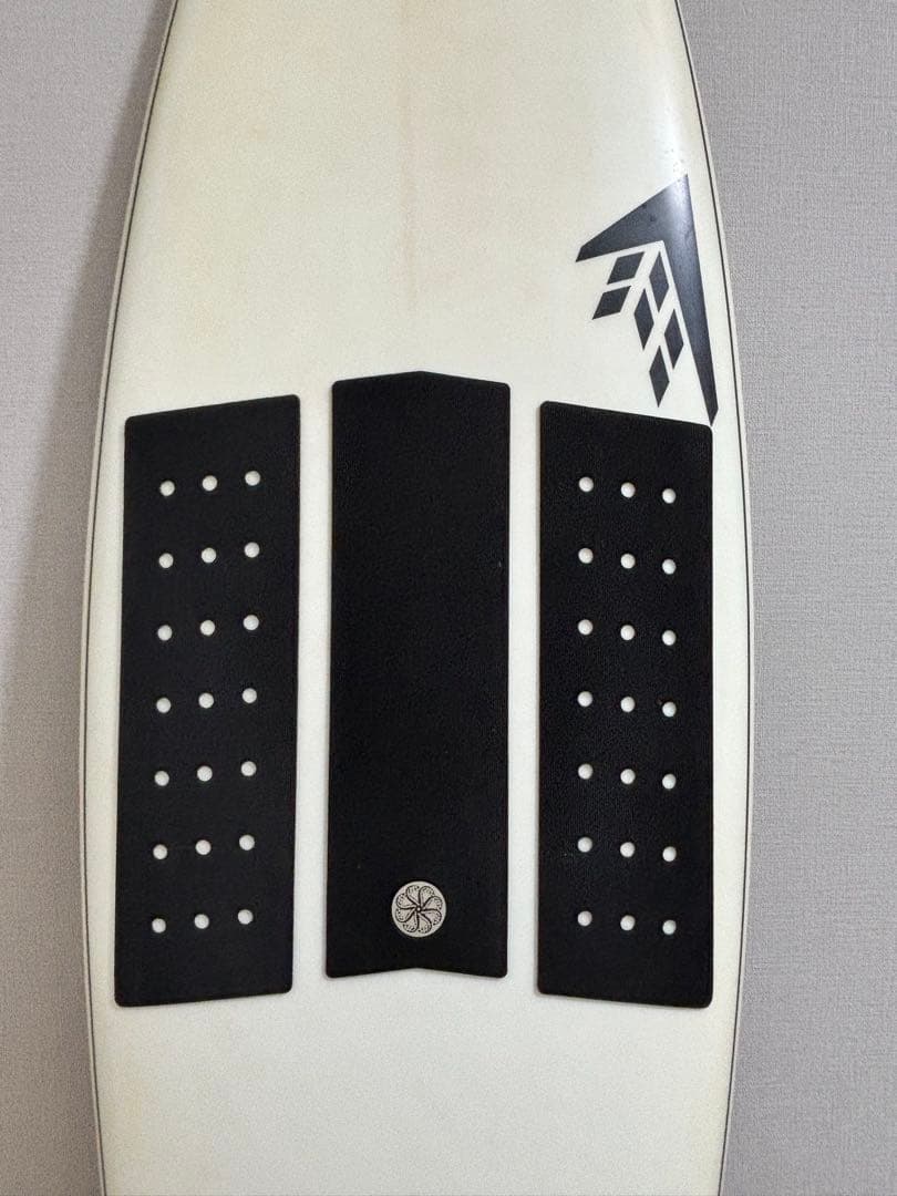 オールラウンドボード　 ファイヤーワイヤー ノープロブレムサーフボード5.5