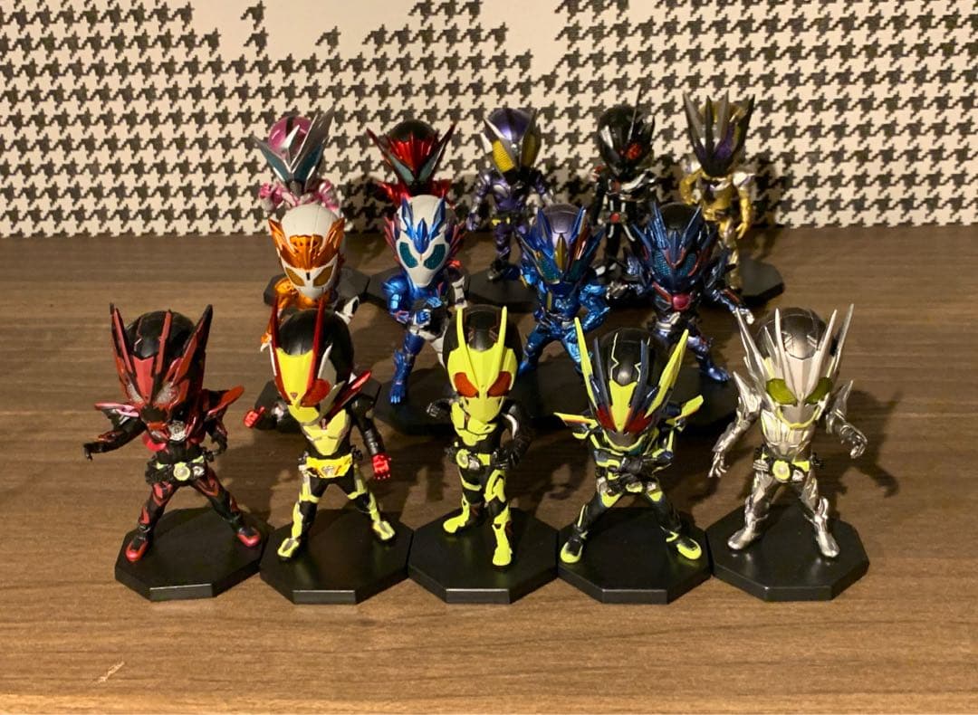 ▼一番くじ　デフォルメクス　仮面ライダ　ゼロワン　全17体　開封セット