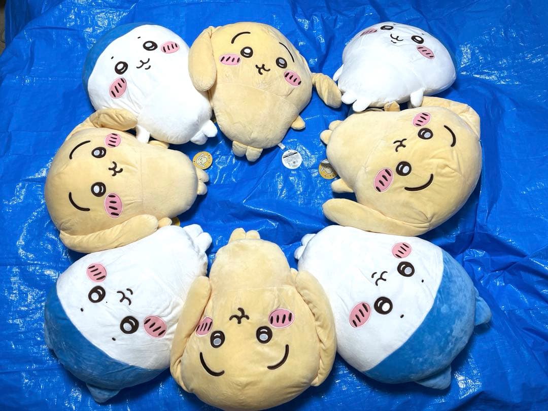 ちいかわ垂れ耳なうさぎ超BIGぬいぐるみ　スポーツ刈りなハチワレ　8個セット