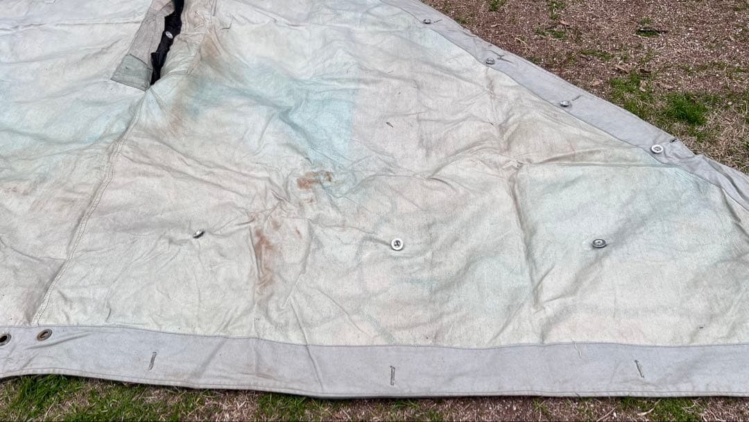 スウェーデン軍 三角 軍幕 USED（良好）　コットン①