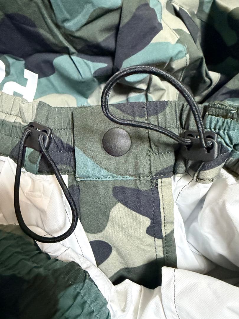 パーリーゲイツ　レインウェア　上下　セットアップ　カモフラ　迷彩　サイズ4