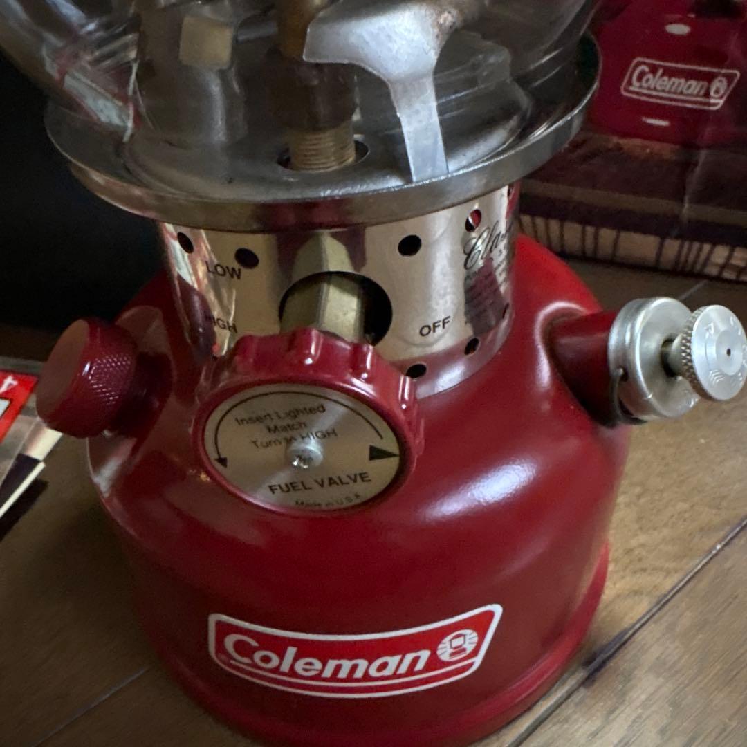 Coleman 200B743J レッドランタン
