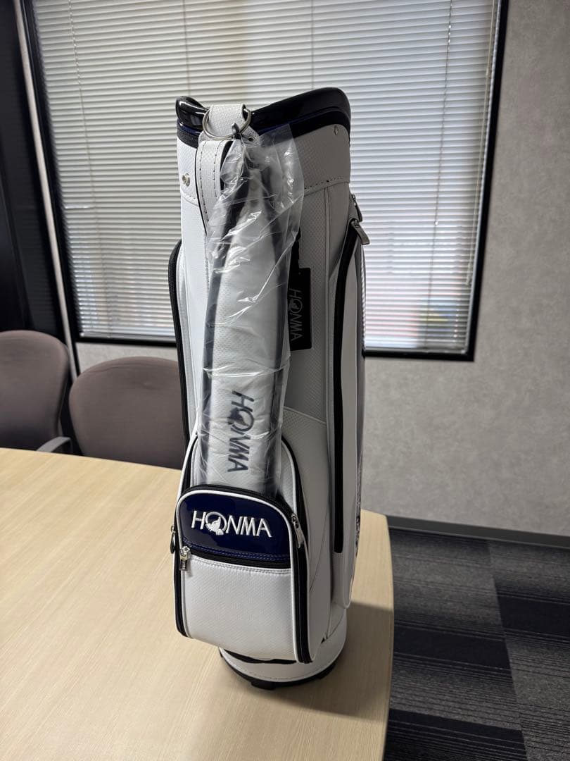 HONMA ゴルフバッグ・キャディバッグ ホワイト・ネイビー