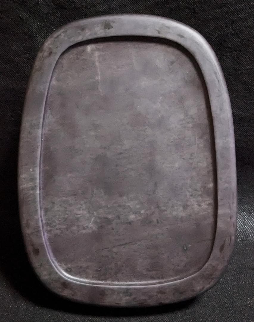 【端渓硯】◆蕉葉白・胭脂暈・雨滴青花・魚脳凍・金線の美石◆唐木天地蓋◆約十吋楕硯