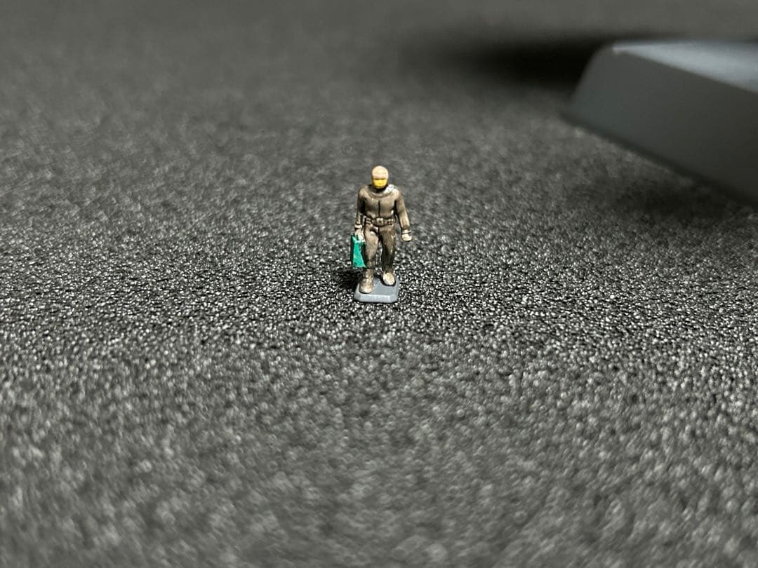 MGアッガイ　キャンディーグラデーション全塗装済み完成品　水転写デカール追加