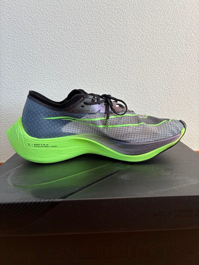 NIKE ヴェイパーフライネクスト% 27.0cm