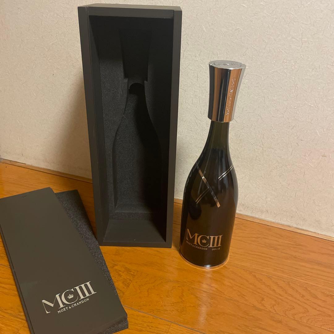クリスマス モエ・エ・シャンドン MCIII シャンパン