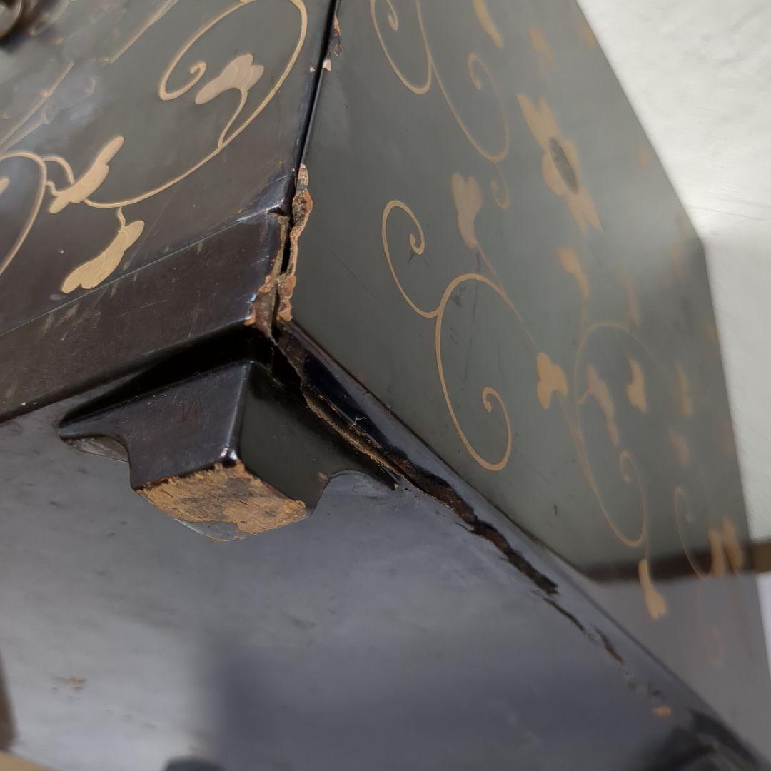 漆鏡箱　鉄線紋様　漆塗り小引き出し　レトロ