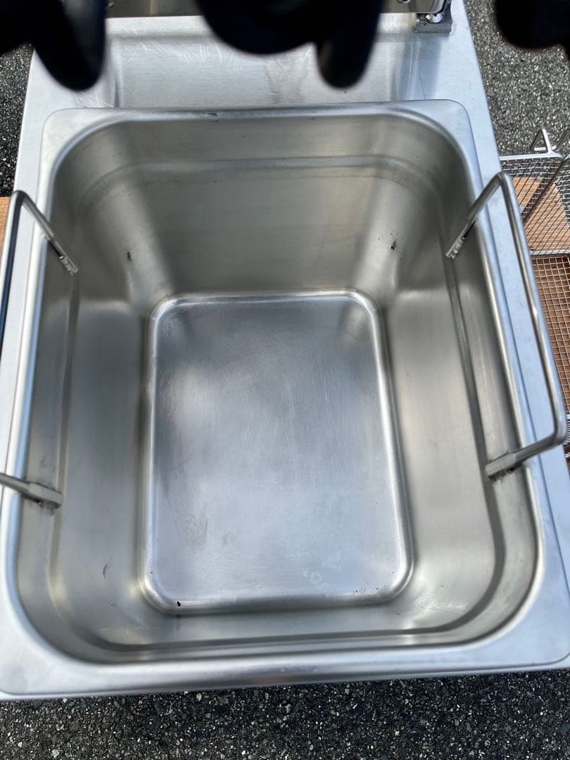 フジマック業務用卓上電気フライヤー 3相200V 8リットル