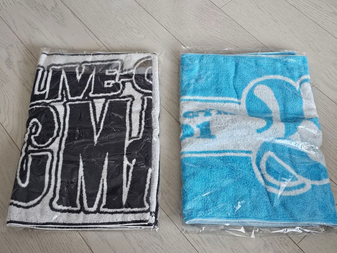 祝日SALE✨B'z LIVE-GYM　歴代ツアータオル 14セット他※年代不問