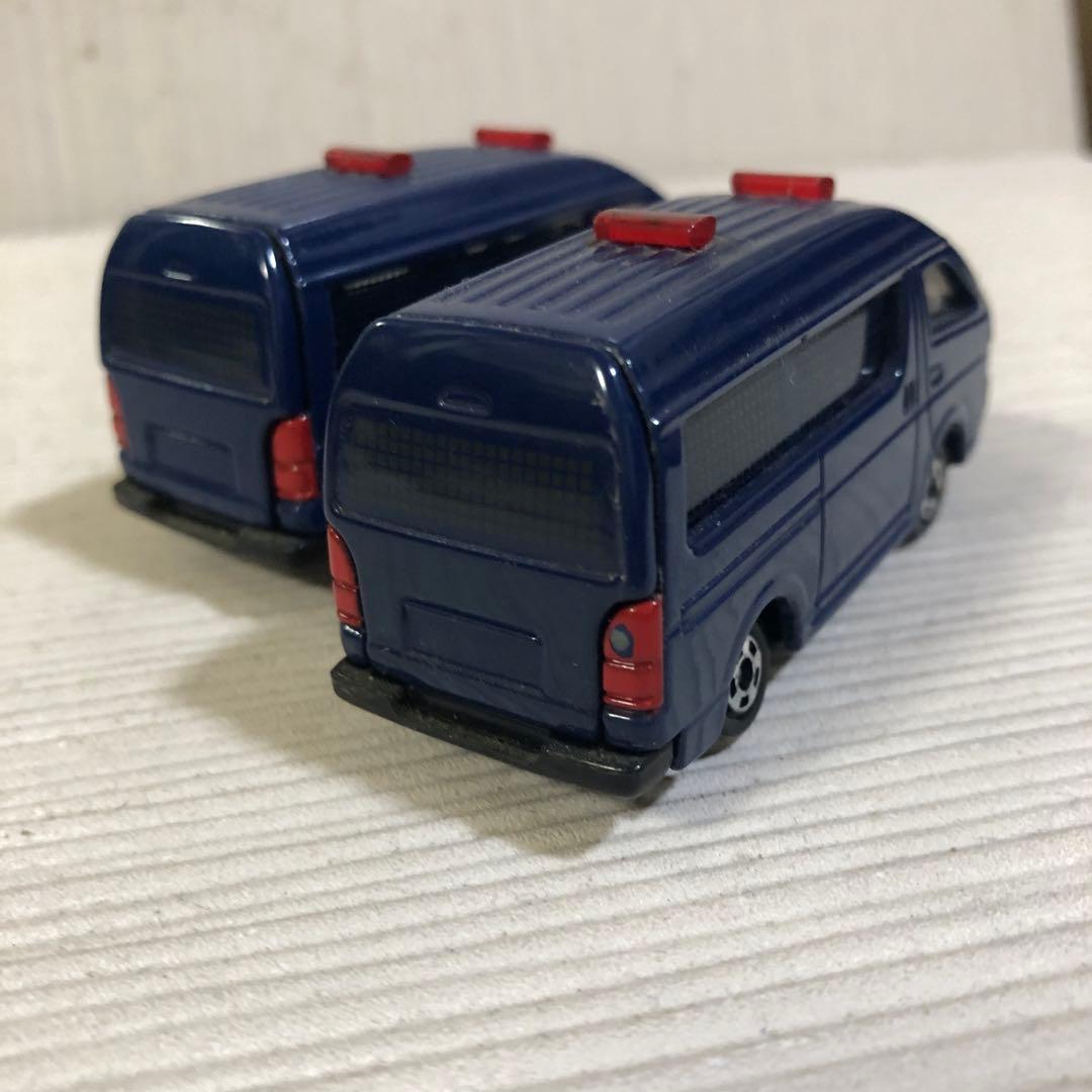 機動隊　警察 右翼　ランドクルーザー　パジェロ　ハイエース　セルシオ警護車