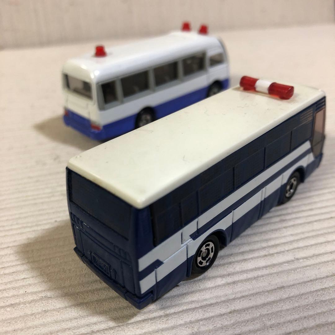 機動隊　警察 右翼　ランドクルーザー　パジェロ　ハイエース　セルシオ警護車