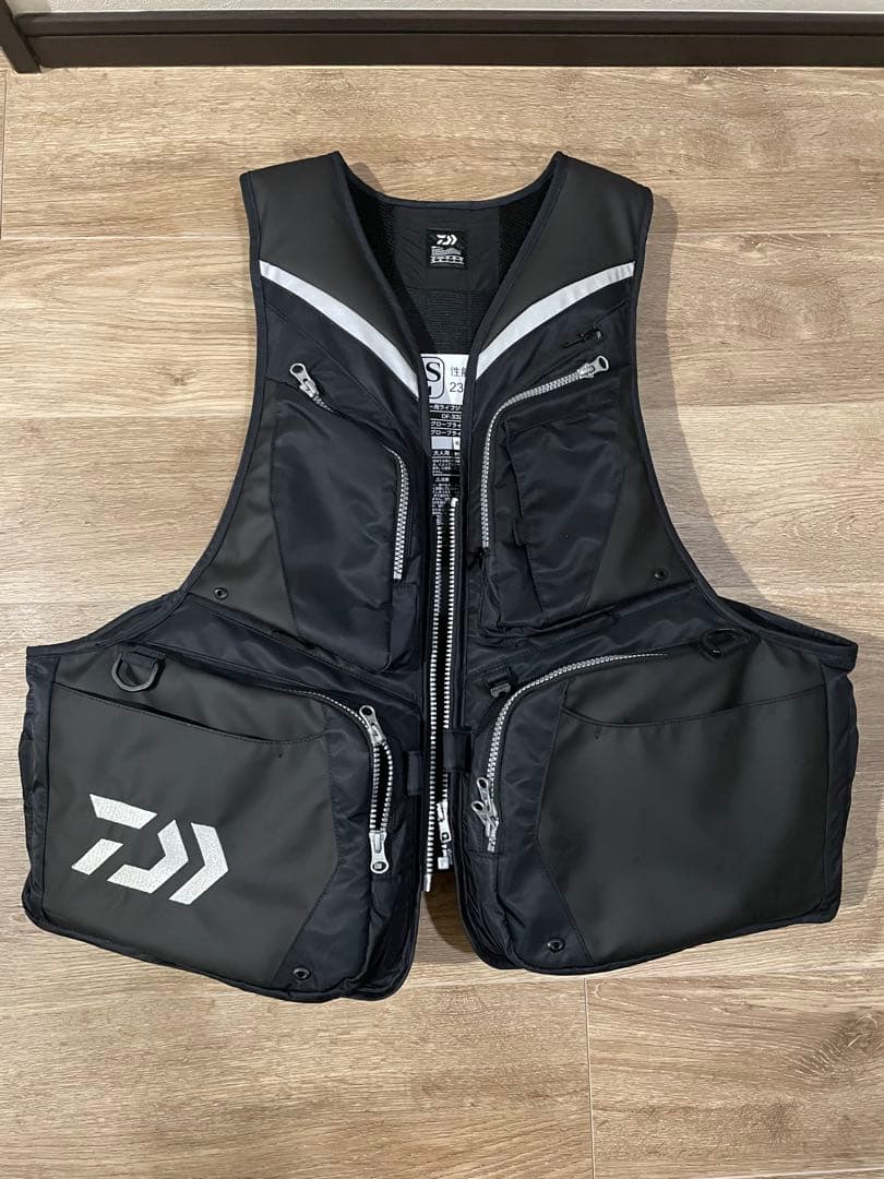 DAIWAダイワ　ライフジャケット　 DF-3324 XL ブラック