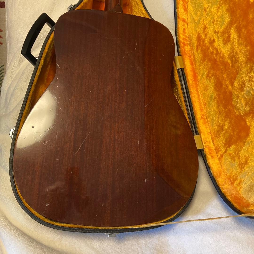最初期赤ラベルYamaha F-180 アコースティックギター