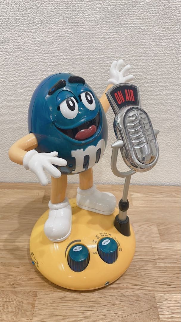 m&m's エムアンドエムズ　ディスペンサー・フィギュア・ラジオ　希少品