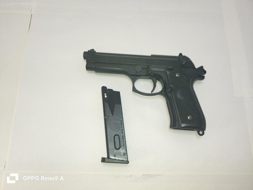 【Mベレッタ92F ガスガン】説明書、メンテナンスキット、シリコン・ガスボンベ込