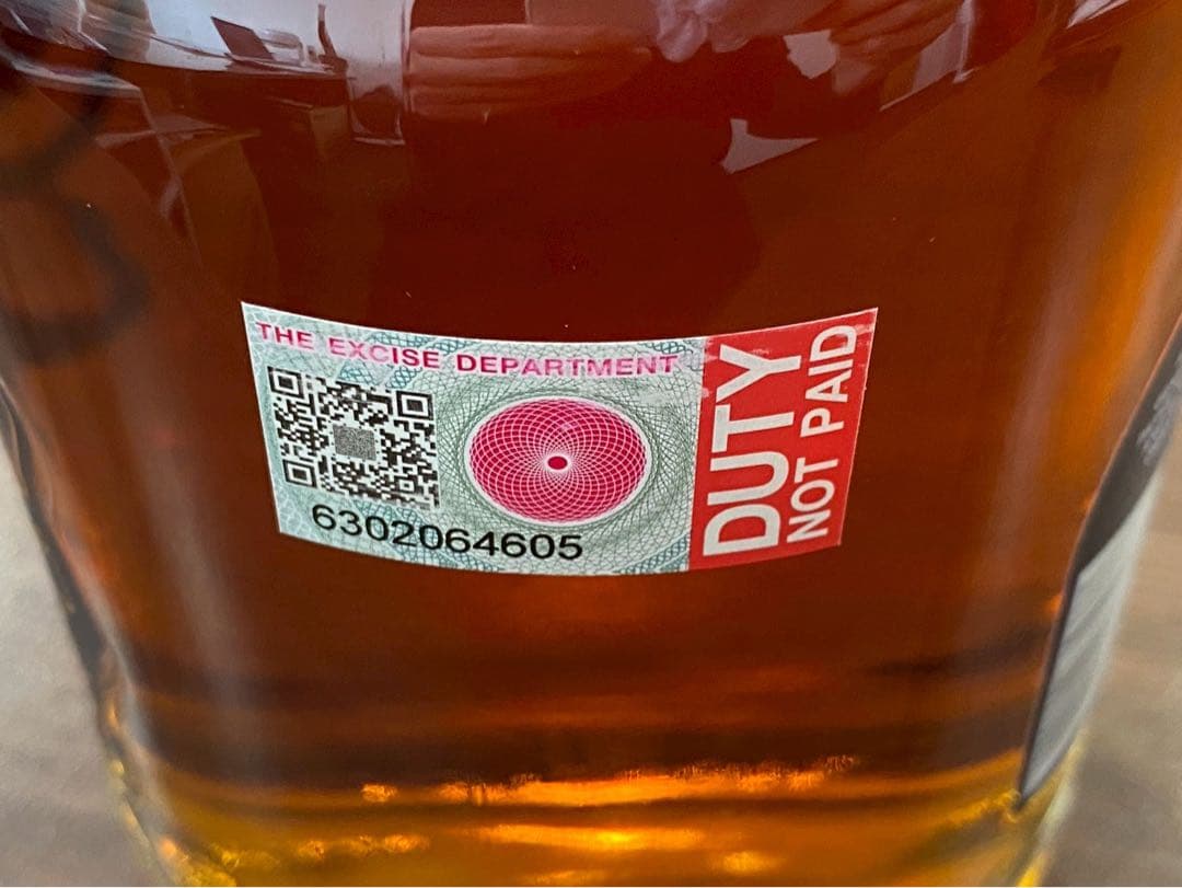 【未開栓】シーバスリーガル18年 BLACKPINK LISA リサ コラボ