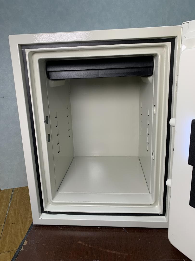 K☆1088 ディプロマット istella アイステラ 耐火金庫 S500W