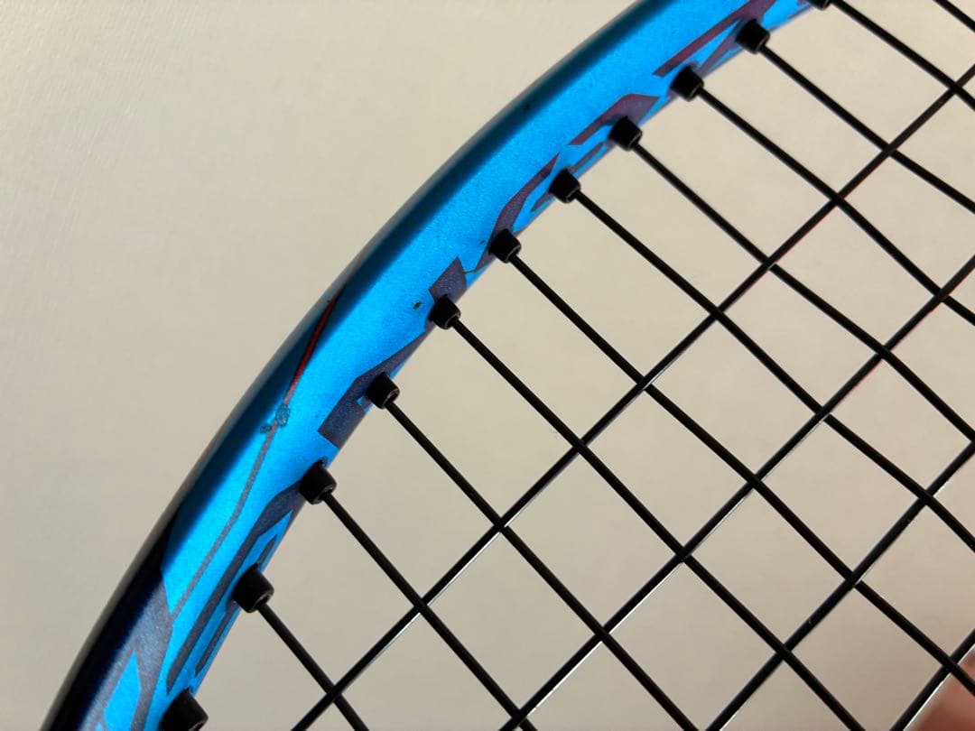 YONEX EZONE 100 テニスラケット　G1