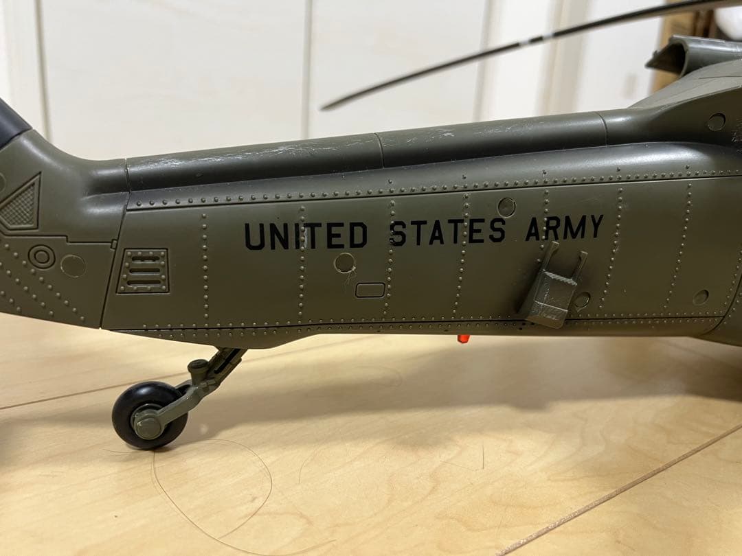 【超希少】エリートフォース 1/18 ブラックホーク UH‑60 ヘリコプター