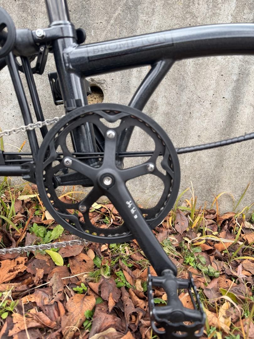 ブロンプトP line 4速ミッドナイトブラック クロモリ➕一部チタンフレーム