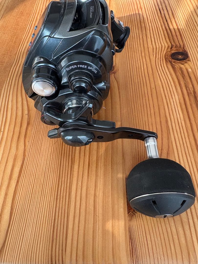 リール SHIMANO PLAYS1000