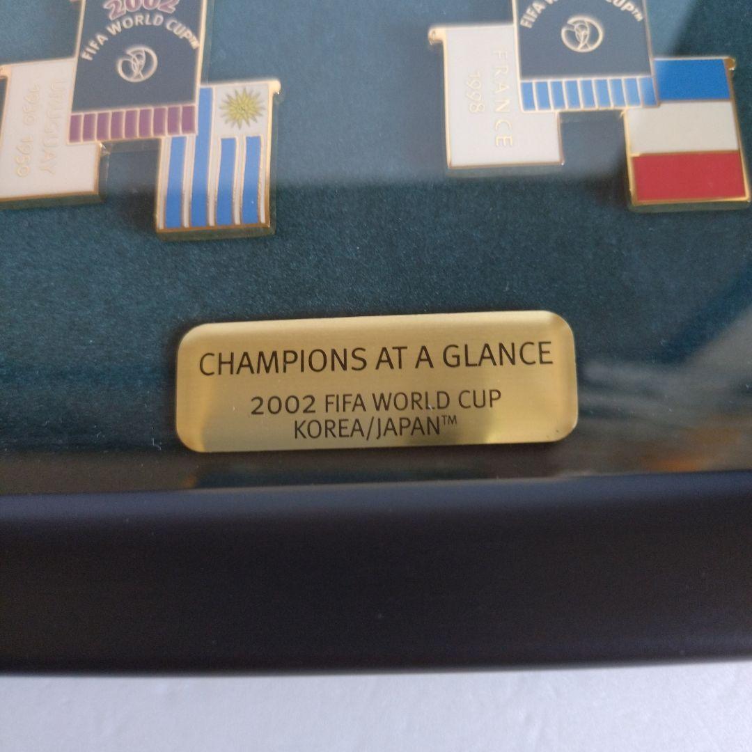 ワールドカップ 優勝国旗ピンバッジオフィシャルフレームとプレミア席記念品【美品】