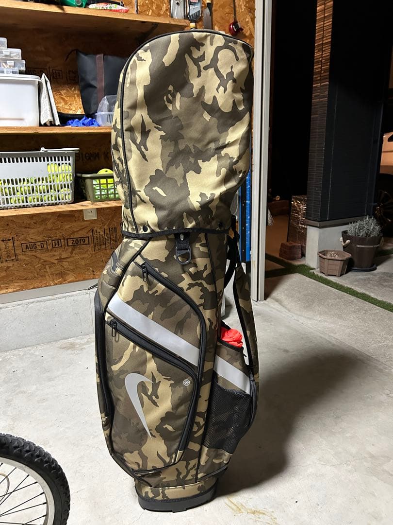 ナイキ　キャディーバッグ　カモフラージュ　希少品