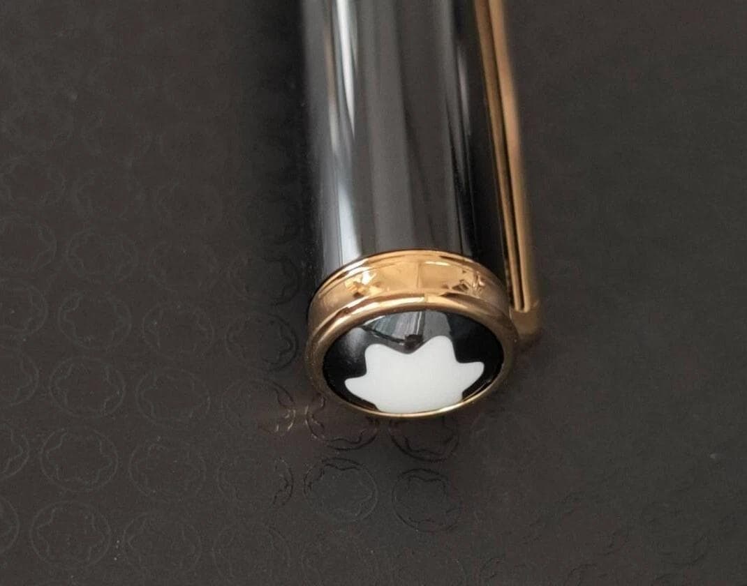 新品同様 モンブラン ノブレスオブリージュ 14K585　ゴールド　万年筆　箱付