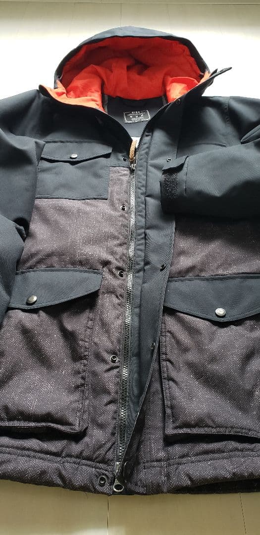 NIKE　スノーボード用ジャケット　Ｍサイズ