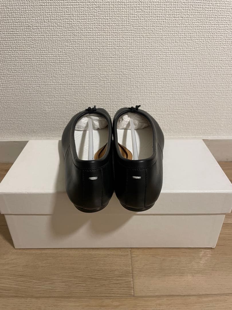 メゾンマルジェラ　タビバレエシューズ　ブラック　サイズ３７