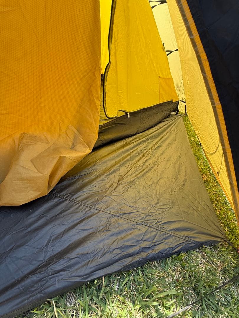 希少 ヒルバーグ スタイカ 旧サンド フットプリント付